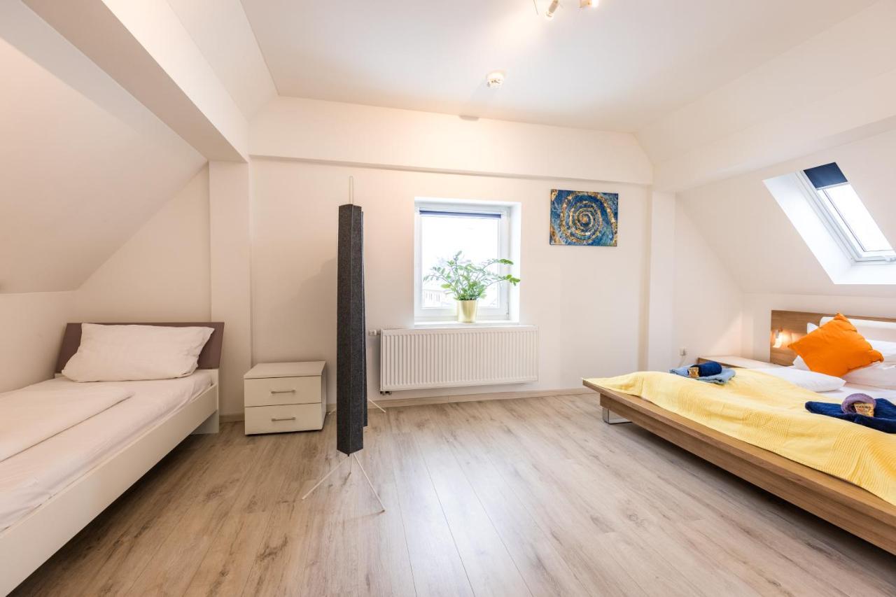 Arbio I Cozy Apartments Augsburg-Lechhausen Экстерьер фото